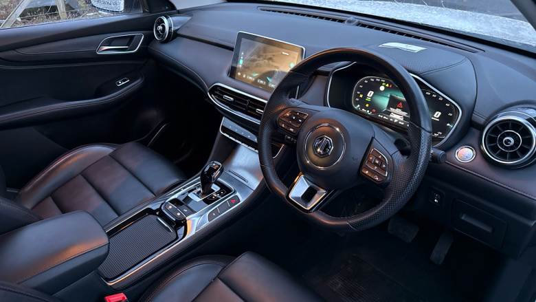 MG HS 1.5 T-GDI PHEV SE 5dr Auto Hatchback